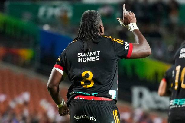 Chiefs' Pita Gus Sowakula celebrates his try during the Super Rugby Pacific quarterfinal match between Australia's Waratahs and New Zealand's Chiefs at FMG Waikato Stadium in Hamilton on June 4, 2022. (Photo by John COWPLAND / AFP) (Photo by JOHN COWPLAND/AFP via Getty Images)