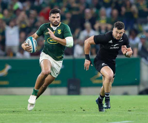 NELSPRUIT, SOUTH AFRICA - AUGUST 06: Damien de Allende of South Africa during The Rugby Championship match between South Africa and New Zealand at Mbombela Stadium on August 06, 2022 in Nelspruit, South Africa. (Photo by Dirk Kotze/Gallo Images/Getty Images)