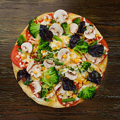 Delicious vegetarian pizza with mushrooms
