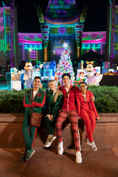 FL: "Disney's Holiday Magic Quest" 2021