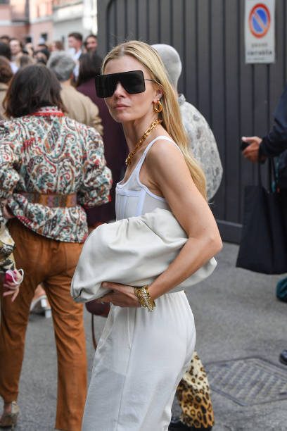 elizabeth-sulcer-is-seen-arriving-at-the-etro-fashion-show-during-the-picture-id1342073411