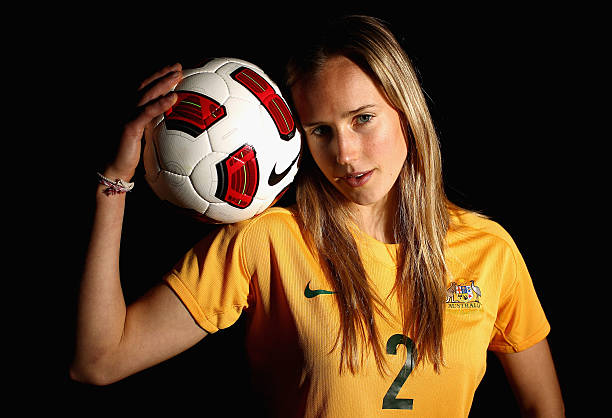 Ellyse Perry poses during an Australian Matildas portrait session on May 11, 2011 in Terrigal, Australia. PC: Getty Images