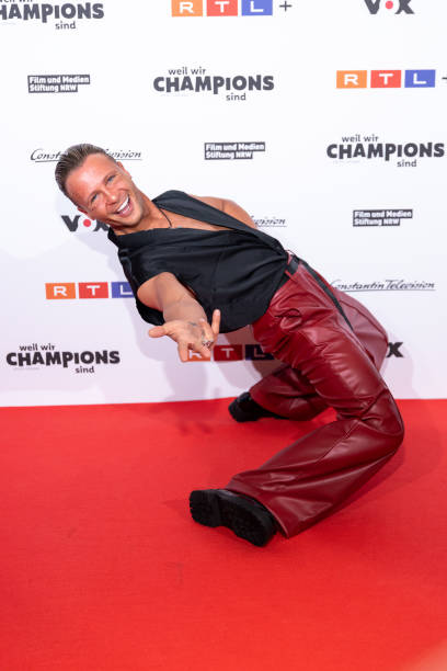DEU: "Weil wir Champions sind" Photocall In Cologne