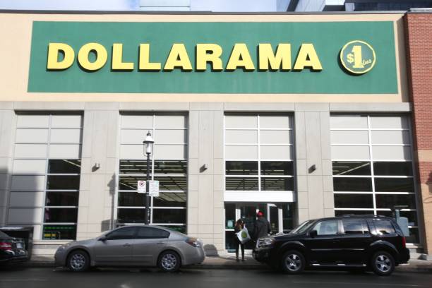 exterior pictures of dollarama stores in the city of toronto 226 st picture