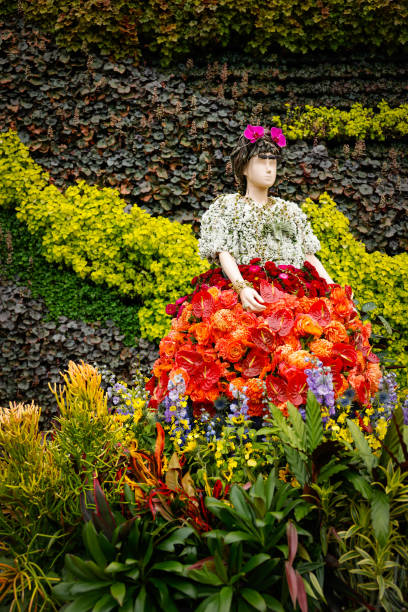 AUS: Fleurs De Villes FEMMES Debuts At The Royal Botanic Garden Sydney