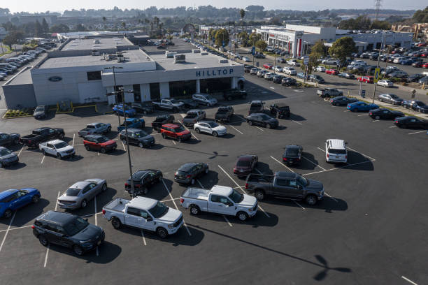 CA: Auto Dealers See U.S. Sales Edging Up 3.4% As Shortages Continue