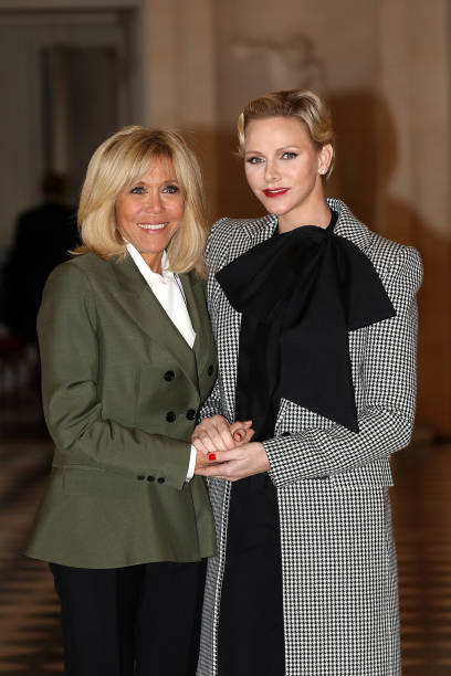 french-first-lady-brigitte-macron-and-princess-charlene-of-monaco-picture-id1060172984