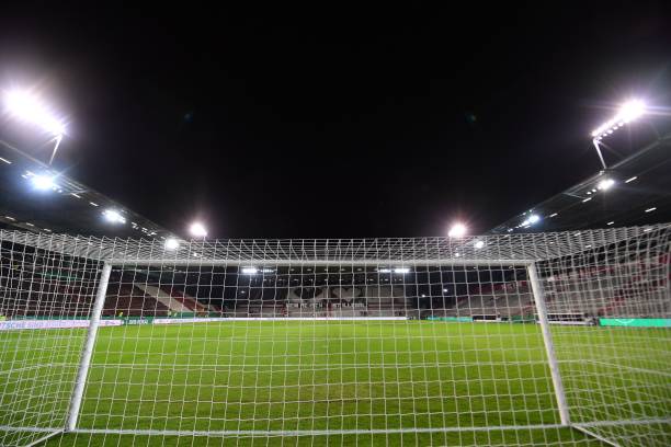 DEU: FC St Pauli v Borussia Dortmund - DFB Cup: Round of Sixteen