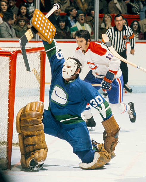 george-gardner-of-the-vancouver-canucks-makes-a-save-during-a-game-picture-id144194438