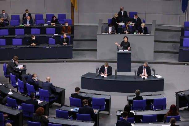 DEU: Bundestag Debates Ukraine Policy