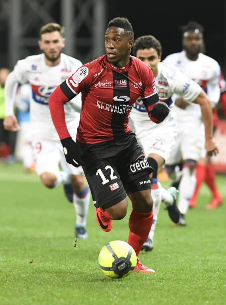 Guingamp's French-Congolese forward Yeni Atito Ngbakoto runs for the ball during the French L1 football match between Guingamp and Lyon at the Roudourou Stadium in Guingamp, western France, on January 17, 2018.
Lyon won the match 0-2. /