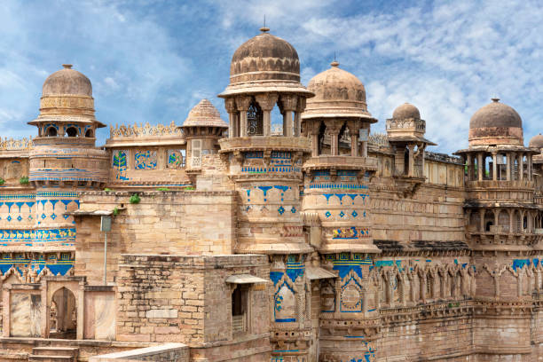 gwalior fort, madhya pradesh, india - mountain fort of rajasthan stock pictures, royalty-free photos & images
