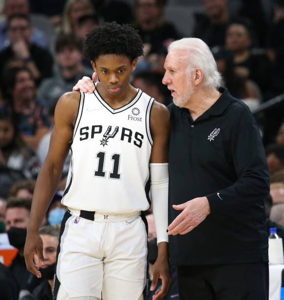 Head coach Gregg Popovich of the San Antonio Spurs talks to Josh Primo in the second half against the New York Knicks at AT&T Center on December 07,...