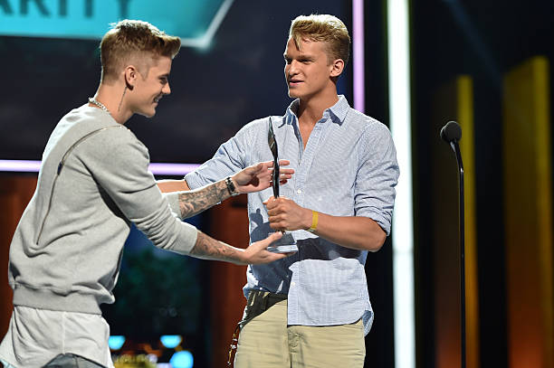 2014 Young Hollywood Awards Brought To You By Samsung Galaxy - Show