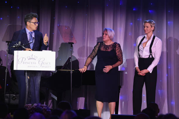 honoree-tim-daly-tyne-daly-and-honoree-tim-daly-hsh-princess-charlene-picture-id1052325828