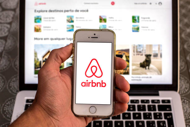 in this photo illustration the airbnb app seen displayed on a screen picture id1232330833?k=6&m=1232330833&s=612x612&w=0&h=70 T1EOsUAVg68EDa h6holm8PNUREMwbSEGnhkLTj0=