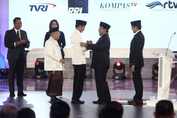 Indonesia Presidential Candiate Prabowo Subianto shake hands with incumbent of Indonesia President Joko Widodo after take part the Presidential...