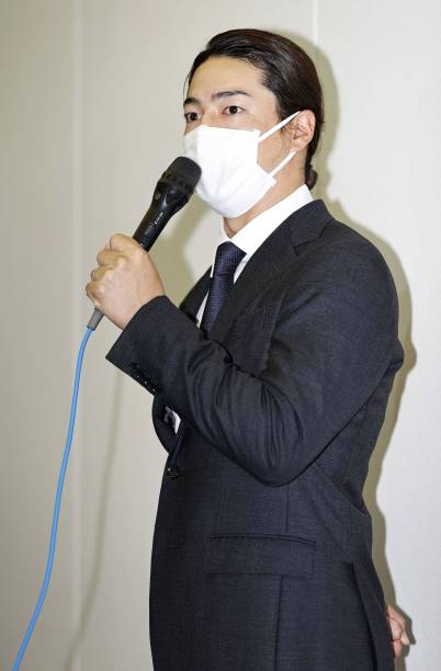 https://media.gettyimages.com/photos/japanese-golfer-ryo-ishikawa-apologizes-for-his-behavior-at-a-press-picture-id1236763480?k=20&m=1236763480&s=612x612&w=0&h=zUscRYvQKqYpLe9ztjibzJq-XoYQsIaWncHCXbLO1_g=