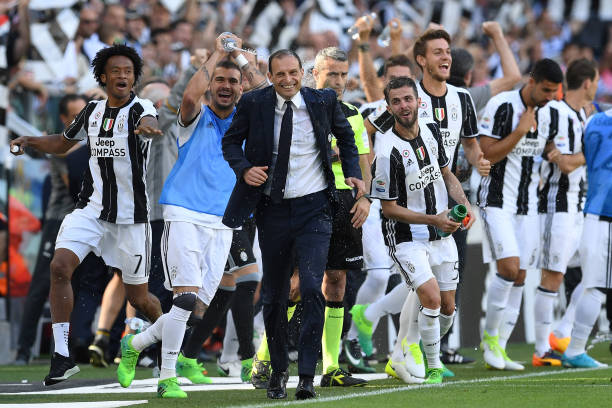 Juventus FC players and coach celebrate