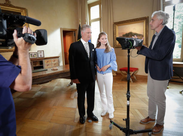 king-philippe-of-belgium-and-princess-elisabeth-visit-the-kings-for-picture-id1163131317
