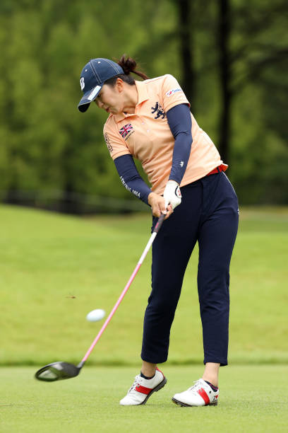https://media.gettyimages.com/photos/kotone-hori-of-japan-hits-her-tee-shot-on-the-7th-hole-during-the-picture-id1339199887?k=20&m=1339199887&s=612x612&w=0&h=bcORddsh_e46wShF_GzdS_jLg1lOM0c5I86Dnf8UcZ0=