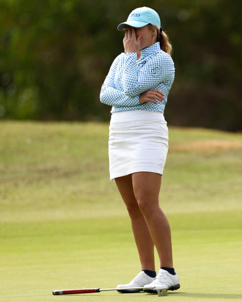 https://media.gettyimages.com/photos/lauren-stephenson-reacts-on-the-9th-green-during-the-final-round-of-picture-id1368823529?k=20&m=1368823529&s=612x612&w=0&h=MfsWLgFu1RAOdxhqJqG-fqXL6IEQtWvDnZPtlvcaPQc=