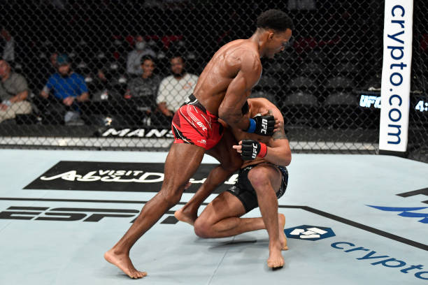 Lerone Murphy of England knocks out Makwan Amirkhani of Finland in a featherweight fight during the UFC 267 event at Etihad Arena on October 30, 2021...