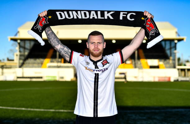 IRL: Dundalk Unveil New Signing Mark Connolly