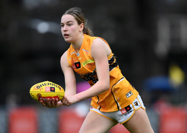 Lucy Wales of the Hawks handballs during the round three AFLW match between the Richmond Tigers and the Hawthorn Hawks at Punt Road Oval on September...