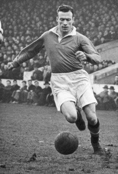 Manchester United forward Charlie Mitten in action, February 1949.