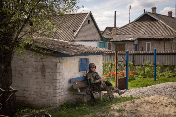 UKR: Russia Steps Up Its Offensive In Ukraine's Southeast