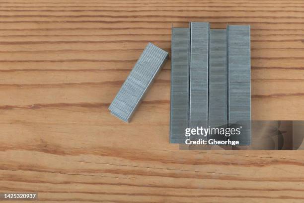 metal staples for staple machine woodenn
