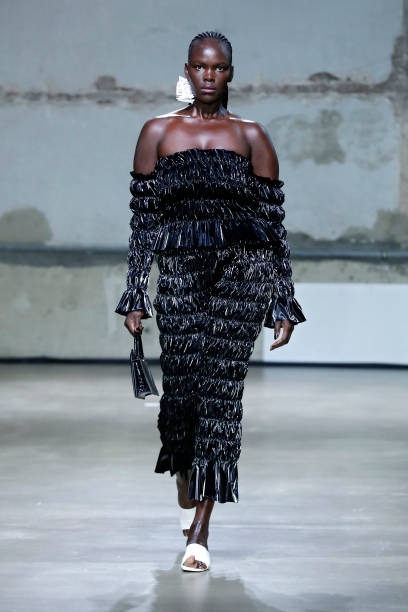 FRA: Ester Manas : Runway - Paris Fashion Week - Womenswear Spring/Summer 2023