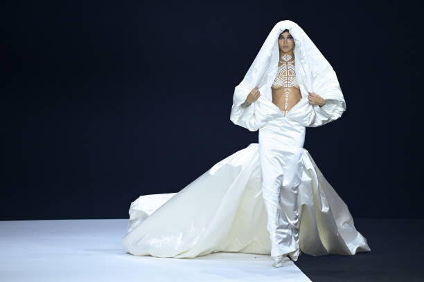 FRA: Stephane Rolland : Runway - Paris Fashion Week - Haute Couture Fall Winter 2022 2023