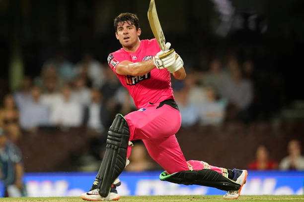 Moises Henriques of the Sixers bats during the Big Bash League match between the Sydney Sixers and the Melbourne Stars at Sydney Cricket Ground on...