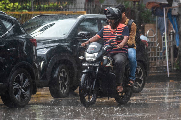 IND: Heavy Rainfall In Mumbai