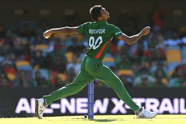 Mustafizur Rahman of Bangladesh bowls during the ICC Men's T20 World Cup match between Bangladesh and Zimbabwe at The Gabba on October 30, 2022 in...