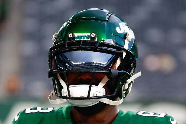 New York Jets wide receiver Elijah Moore during warm up prior to the National Football League game between the New York Jets and the Atlanta Falcons...