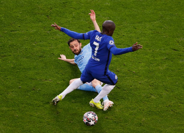 Ngolo Kante of Chelsea is challenged by Bernardo Silva of Manchester City during the UEFA Champions League Final between Manchester City and Chelsea...