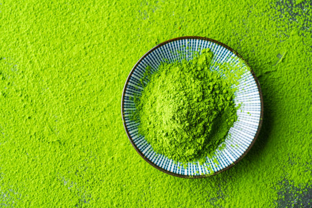 organic green matcha tea - green tea stock pictures, royalty-free photos & images