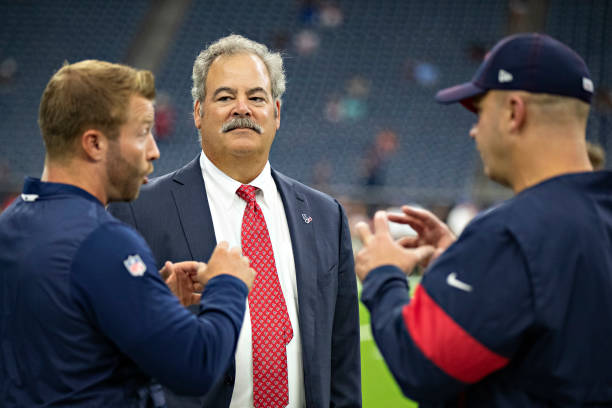 Owner Cal McNair and Head Coach Bill OBrien of the Houston Texans talks before a game with Head Coach Sean McVay of the Los Angeles Rams during week...