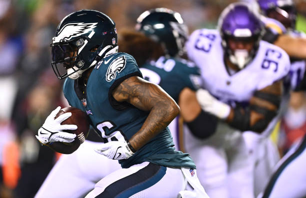 Philadelphia Eagles Running Back Miles Sanders carries the ball in the first quarter during the game between the Minnesota Vikings and Philadelphia...