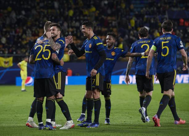 Players of Manchester United celebrate after a goal during UEFA Champions League Group F match between Villarreal and Manchester United at Estadio de...