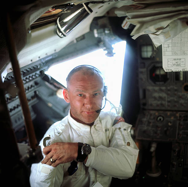 UNS: In The News: Buzz Aldrin To Auction Apollo Artefacts
