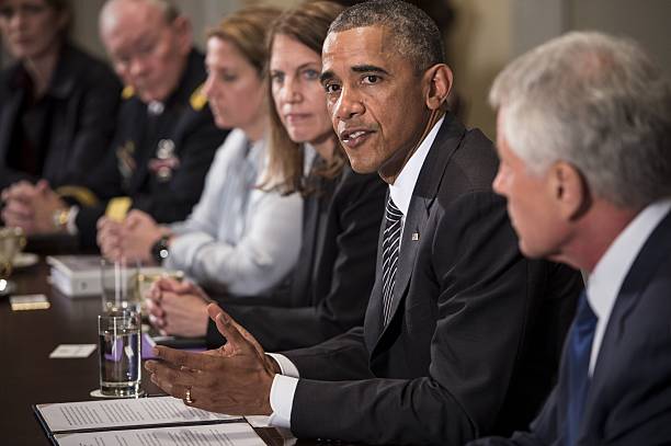 president obama meets with cabinet members on ebola crisis photos