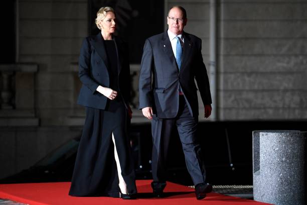 prince-albert-ii-of-monaco-and-his-wife-princess-charlene-arrive-at-picture-id1060004160