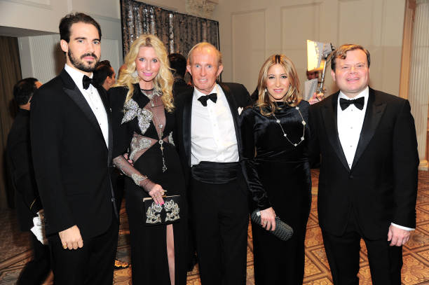 prince-philippos-of-greece-denmark-mary-snow-mark-gilbertson-lefrak-picture-id1061049084
