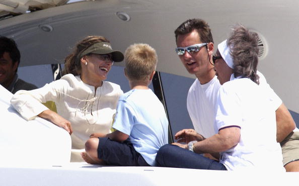 princess-letizia-her-brother-in-law-inaky-urdangarin-and-queen-sofia-picture-id51136175