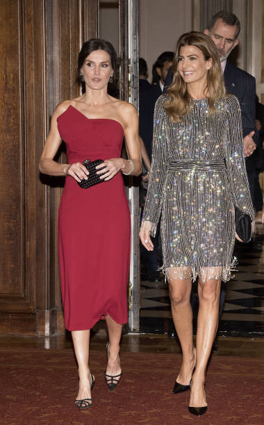 queen-letizia-of-spain-and-first-lady-of-argentina-juliana-awada-a-picture-id1138500013