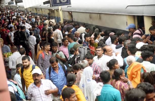 IND: Heavy Rush At Patna Railway Station Ahead Of Durga Pooja Festival